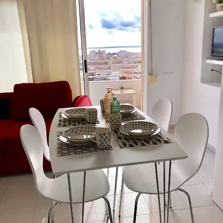 Apartamento En Centro Ciudad * Alicante