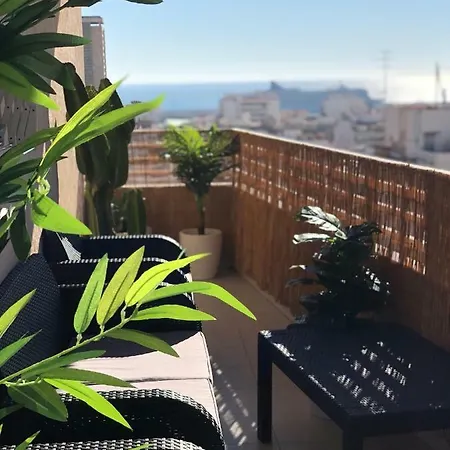 Apartamento En Centro Ciudad * Alicante